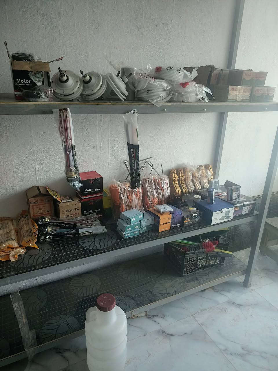 ورشة ابو علي،، #لصيانة كافة أجهزة التبريد،،،
وصيانة كافة  الاجهزه المنزليه،
***********
***********
