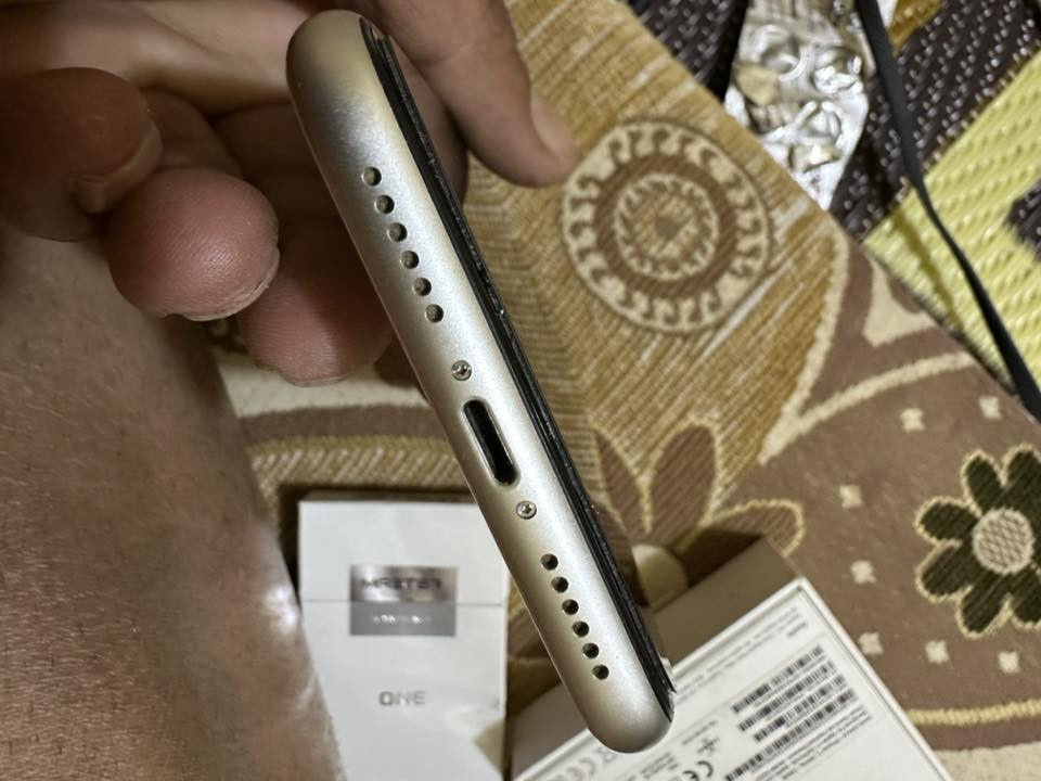 سلام عليكم مرخصت أدمن 11 نضيف نضافه 100 100 جهاز لامفتوح والمصلح وإلا عطل نفس صوره ذاكره 128 بطاريه 82 شرق اوسط كدامك كارتونه سعر 290  مكان ميسان  ستفسار ***********  حتى رمش اخابرك
