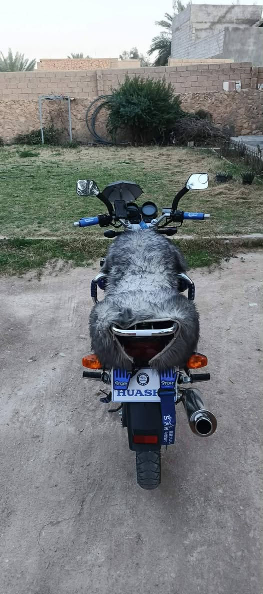 السلام عليكم دراجه هيوشو موديل 25 للبيع وصلت 1,050 عندك زود حياك الله سويتشات بصمات كلها كامله وشغاله نظافتها خير من الله *********** هذا رقم صاحبها
