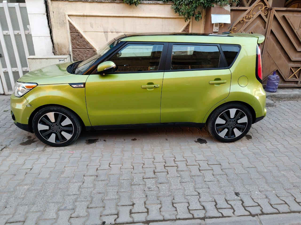 السلام عليكم .. كيا صول موديل 2017 جي تي لاين .. فول .. بانوراما و بصمة .. محرك 2000 وبيها نظام ايكو الاقتصادي  و هواية مواصفات لم اذكرها .. حادثها فقط  البنيد مصبوغ .. كل الايرباكات سليمة .. واللغد و الشاصي سليم ..رقم بغداد الجديد بأسمي تحويل ثاني يوم .. السعر 125 ورقة قفل  .. مكاني بغداد ***********

صور السيارة مع صور الحادث و سونار المندلاوي بالمنشور
