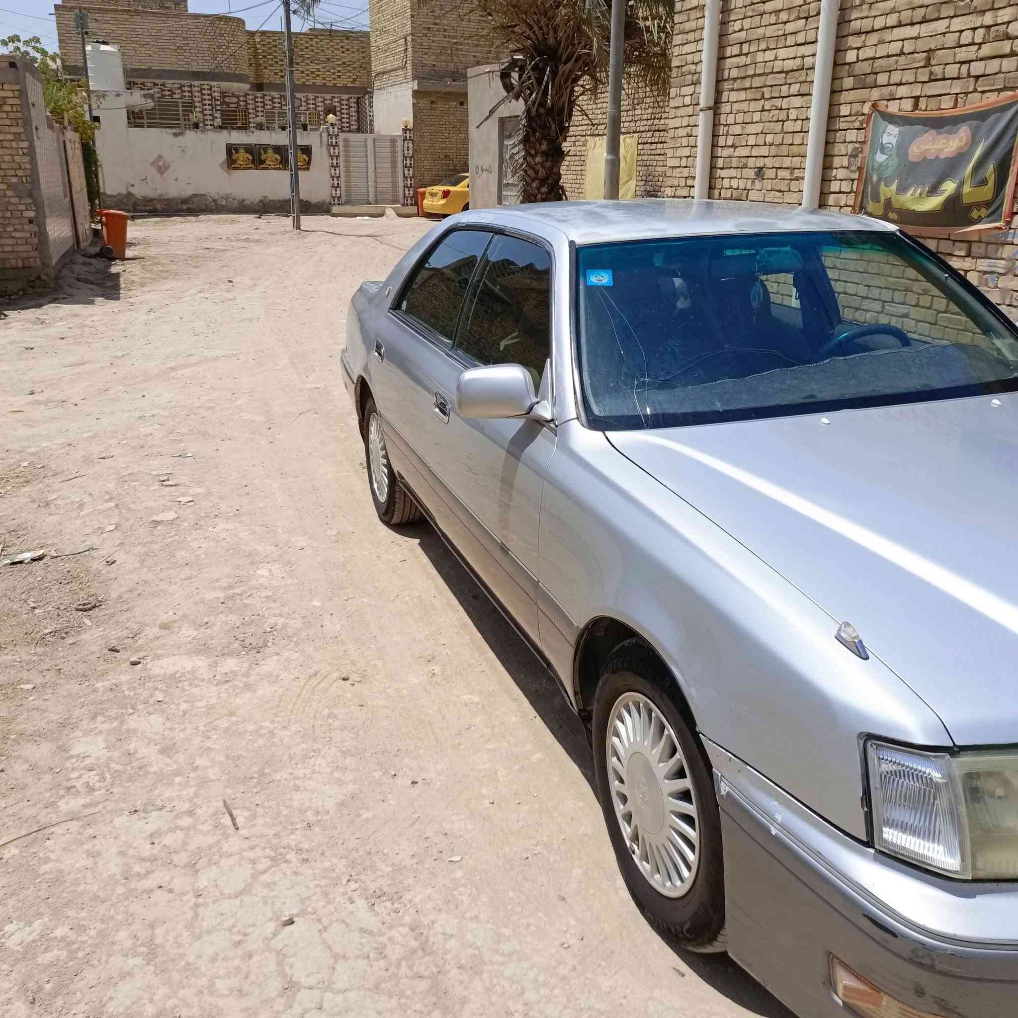 سياره راس الثور للبيع السعر 100بيها مجال للشراي رقم انكليزي مداور ثاني يوم رقم التلفون***********
