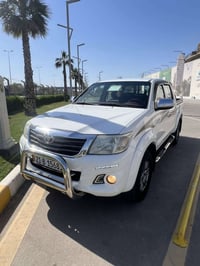 سلام وعليكم اخوان تويوتا هايلوكس للبيع موديل ٢014كفاله عامة كير عادي م...