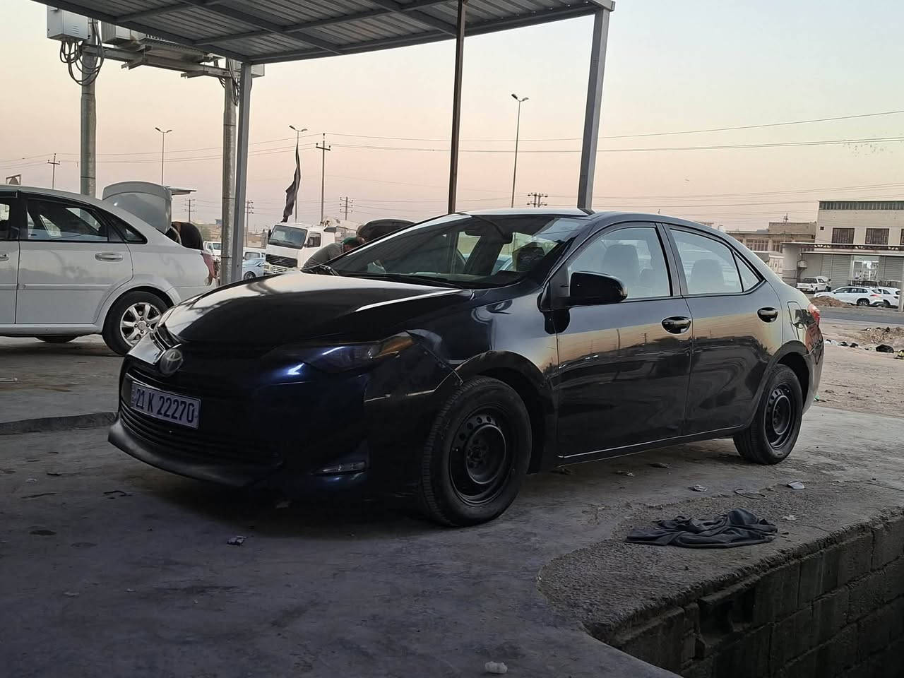 سلام عليكم اللبيع   سياره كورالا مديل 2017 وراد أمريكي بيهه  قطعتين تبديل  سياره جديده بمعنى الكلمه فول 
تخم تاير تبريد ثلج  دوشمه جديده كير مكينه كفاله 
رقم سلمانيه بسمي سنويه 2029 تحويل مباشر شراي يتصل ***********
