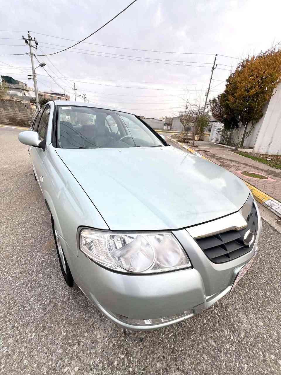 سەنی سامسۆنگ کۆری بڕاوە 
2006 
جلد 
چوار جام کارەبا 
سوکان ڤۆلیۆم 
چوار تایەی لۆک 
گێڕ و مەکینە بەشەرت 
ناومەکینە شوشەیی 
مواسەفات سنۆو ناو بەفر
سەقف شوشەیی بەشەرتی چاڵ و شوخت
تەبریت سارد و گەرم 
برێک بەستراوە 
سەیارەکە کامل مەسرەفە 
46 گەڵاو مەجالێکی برایانە 
شوێن کەلار 
***********

زۆر سپاس ئەدمین 🤍
