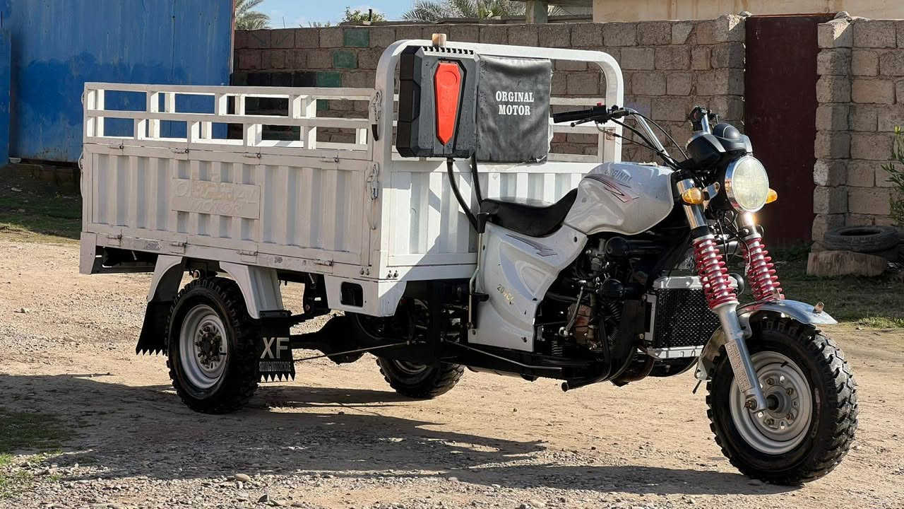 السلام عليكم ستوتة اورجنال اخر اصدار (تبريد مائي راديتر) 
محرك ٢٠٠ موديل 2024
للاستفسار ***********
العنوان القيارة #قرية_الجدعة
