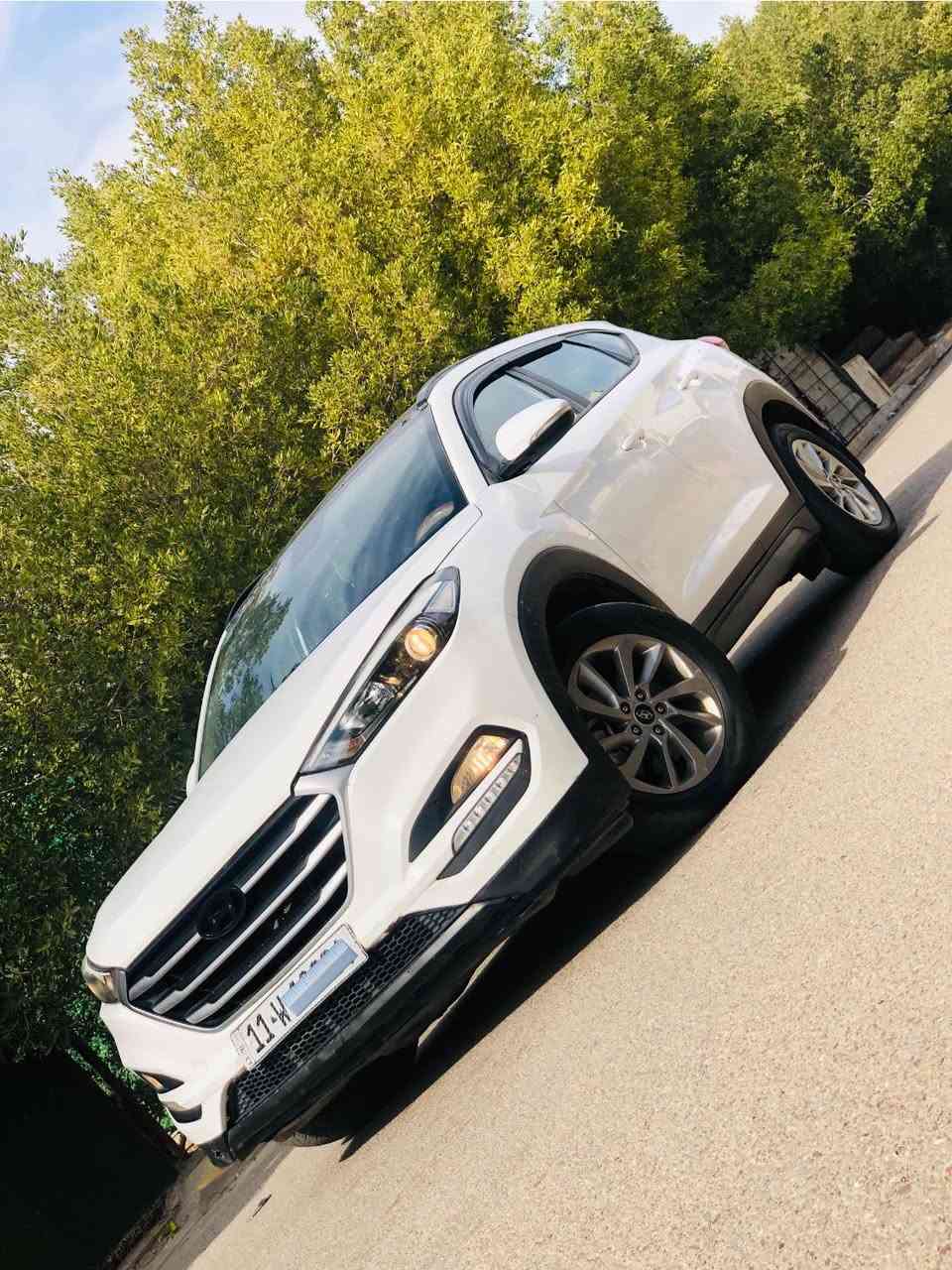 السلام عليكم...للبيع
توسان خليجي ٢٠١٦ فول ١/١ رقم بغداد هزة وسنويه ورقم جدد
مكينة ٢٠٠٠ دوش بيه قطع صبغ ابيع حزاام(بدون دواخل) والسونار مرفق بالصور
مكفولات شواصي ولغود 
مكينه وگير بحاله ممتازة تبريد ثلج صدر وتايرات جديد
السياره جاهزه وعليه ادامه كامله 
فول مواصفات عدا البصمه
بانوراما طكتين
تحكمات ستيرن
تبريد قطعتين
كشن كهرباء
لد نهاري
كامره دواره بلادي
حساسات بلادي
مري شفط
اشاير بالمري
٥ ويل كب
مكاني بغداد الكرخ
السعر ١٣٨$
***********  وبي واتساب
