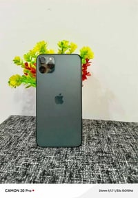 آيفون ١١ برو ماكس • ٢٥٦ • بطارية ٩٢