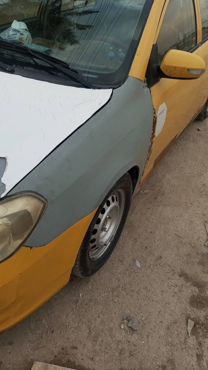 سلام عليكم من رخصت الادمن
بيوايدي 2013 جي ثري 
مكينه كورله بيها تبخير  ابيع بدون راعي بيع او مراوس السعر 23 وبيها مجال اتصل عل رقم ***********
