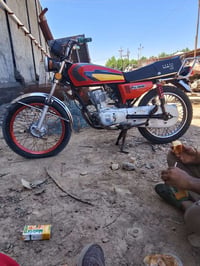 دراجه للبيع اوراق السعر 650 وبيهه مجال 07752949280