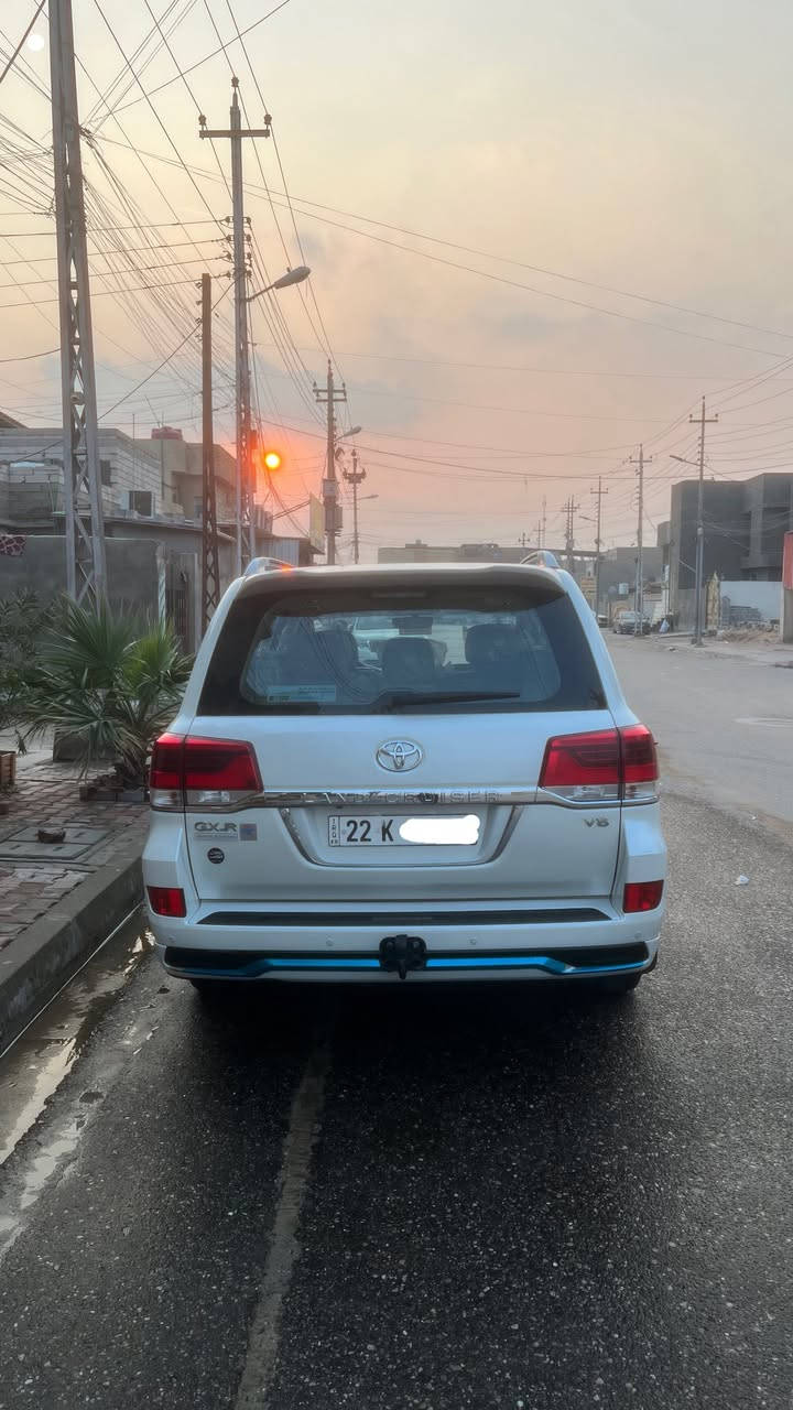 لاندكروز مديل2018 وايت ادشن  GXR محرك 8سلندر سياره بالكاترتون  مكفوله رقم اربيل سياره جديده بمعنى الكلمه
رقم الهاتف *********** السعر525 مجال بسيط للطيبين
