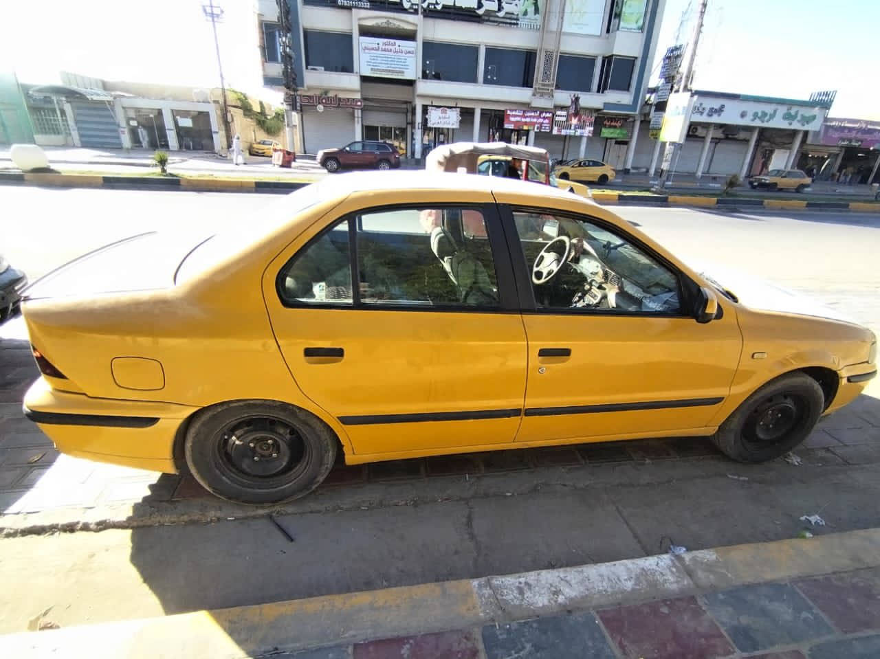 سلام عليكم
سمند 2012كفالة عامة تبريد تدفى مصفره هيئه وغرامه رقم الماني جديد كرستال الاصل بيها خيط بخار 

42بيها مجال بسيط 

شرط المداور 

مكان السياره كربلاء طويريج 

***********
