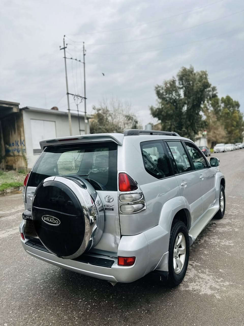 عندي برادو موديل2009
سياره محرك ٤سلندر دبل سپير
7راكب مركزي و سياره رقم اربيل
گير محرك تبريد صدر عداديه بشرت
مكفول سياره بيها بارد ب سندوق شويه فقت
سياره بدون سبغ بس بارد ب سندوق شويه
سعرها١٥٠وبيها مجال مكان اربيل
واتساپ***********
