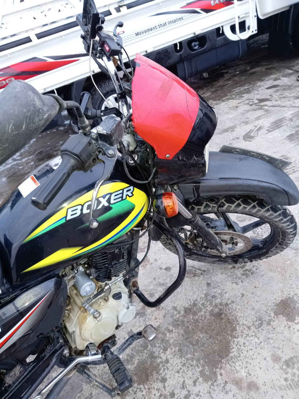 من رخصت مدير كروب سلام عليكم بوكسر للبيع مديل  2020 رقم سنويه  قم انكليزي دياله مشروع وطني تحويل ثاني يوم بيهه تبخير مكينه ناعمه تخبل كهربائيات كلهه شغاله كامله دراجه ما ناقصه شي سعر 1650 بيهه مجال حك جيه بغداد حسينيه راشديه ***********
