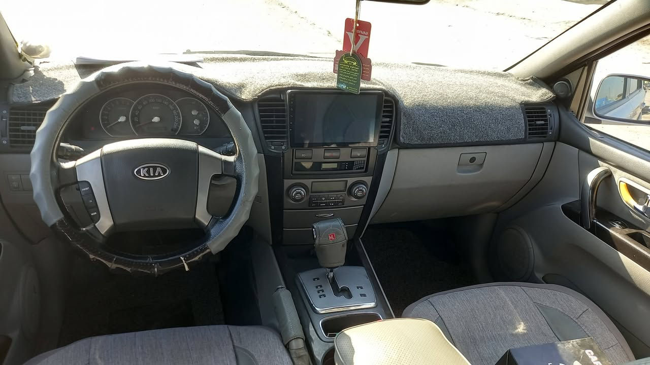 السلام عليكم سورنتو موديل ٢٠٠٧ خليجي مكفوله من الضربه والصبغ فول موصفات رقم اربيل جديد جاهزة من كل شي كير ومحرك وتبريد وحاديه على وضع الشركه بيه سونار السعر دفتر ١٠٠ ورقه مكاني بغداد حي التراث ***********
