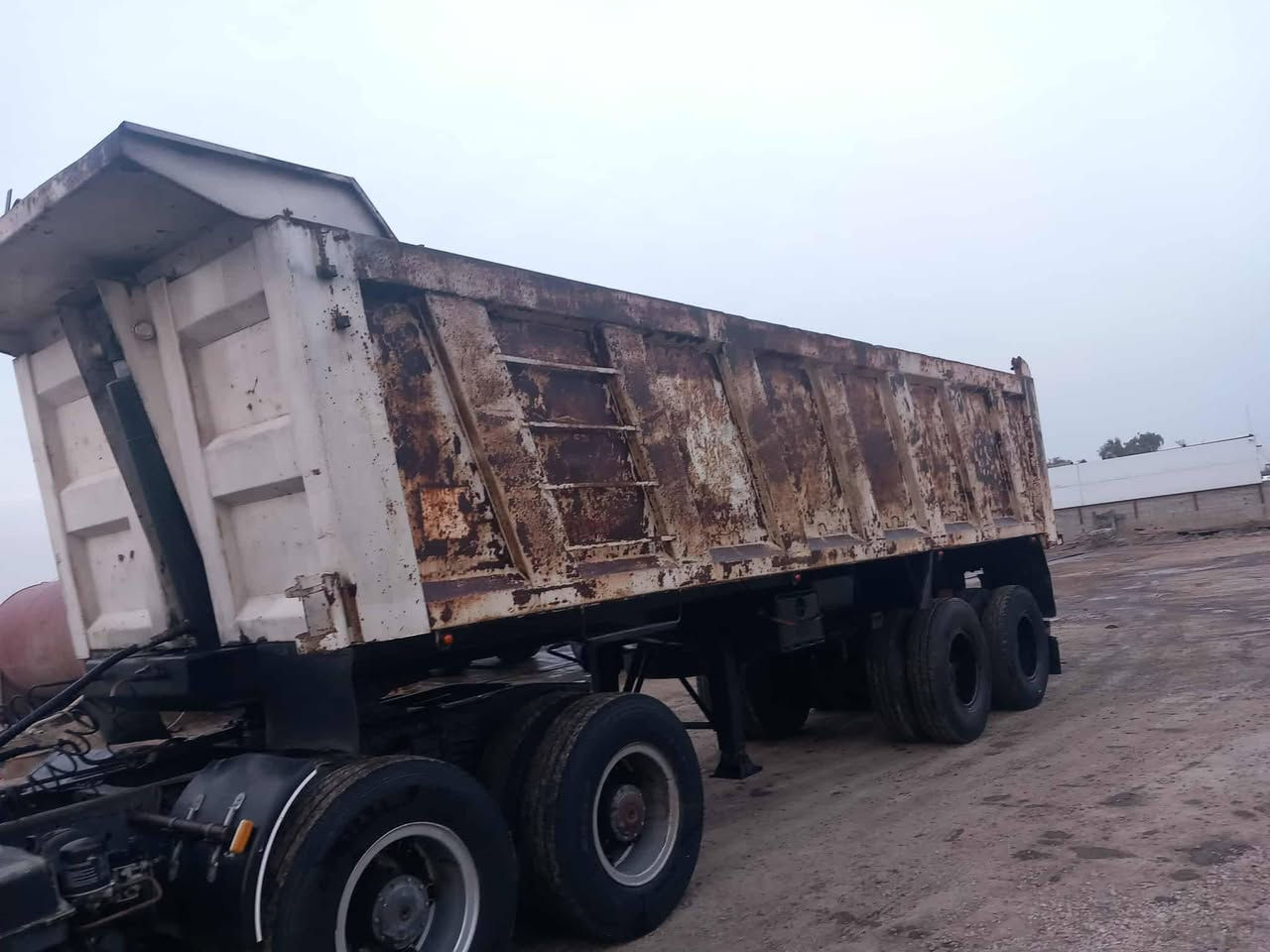 السلام عليكم عربانه علم موديل 2009للبيع كفاله من الميله والفطر كاعيه بيهه تحجير بصيط ولباقي مكفول السعر 150بيهه مجال الاستفسار ***********
