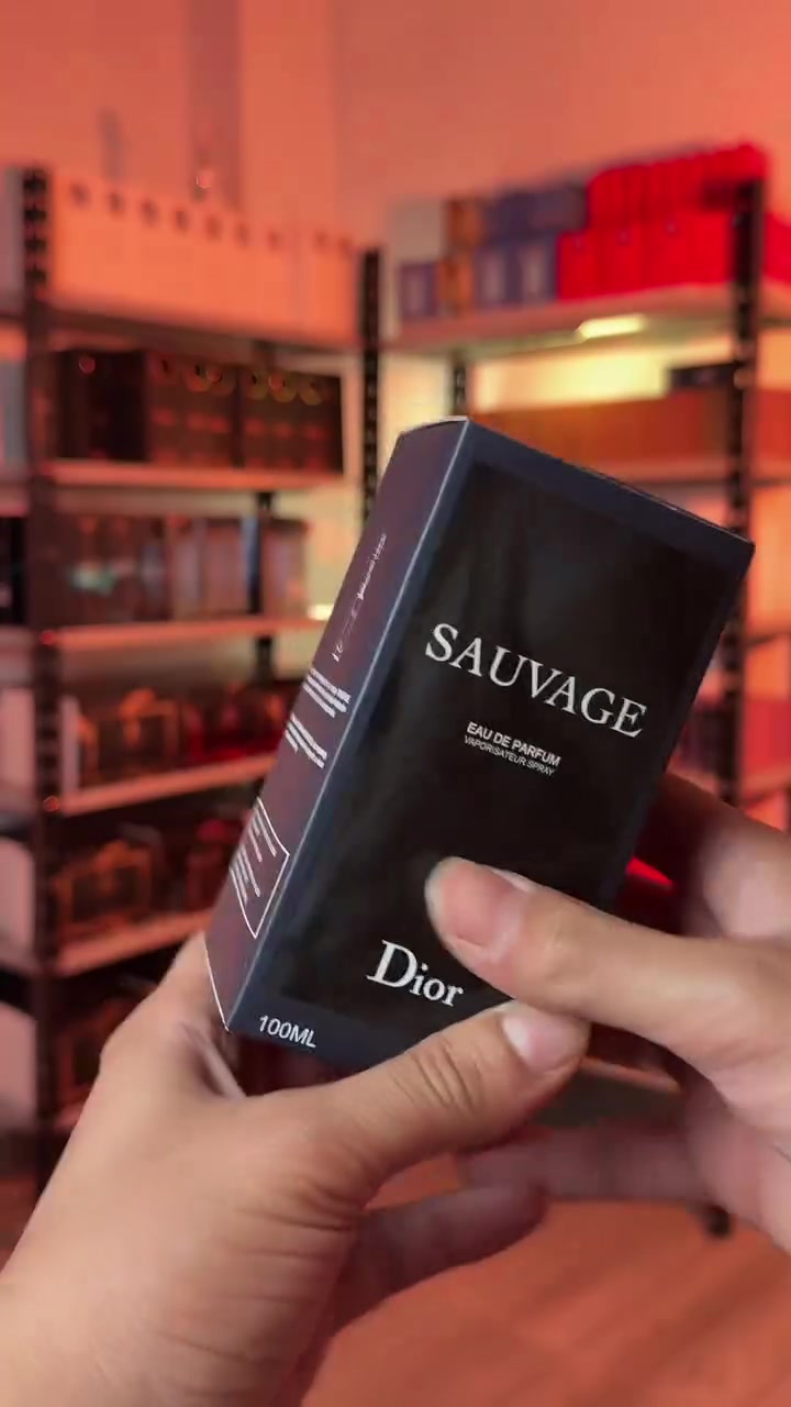 عطر Dior Sauvage يجسد القوة والأناقة بتركيبة منعشة وجذابة، تمنحك حضورًا واثقًا ولمسة فاخرة تدوم طويلًا في كل مناسبة


**إذا كنت صاحب هذا الإعلان وتريد حذفه لأي سبب، رجاءا أرسل رسالة إلى الدعم الفني**