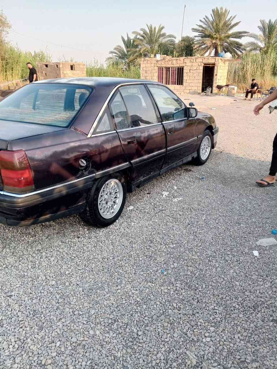 السلام عليكم سياره اوبل وميكا  موديل 92 سنويه نهايته2026 تحويل مباشر رقم ديالى مكان  ديالى  سياره مكفوله. كير ومحرك شرط مكفولات تخم تاير كهربائيات كلهه شغاله دخل نضيف. سعر 25وبيهه مجال ***********
