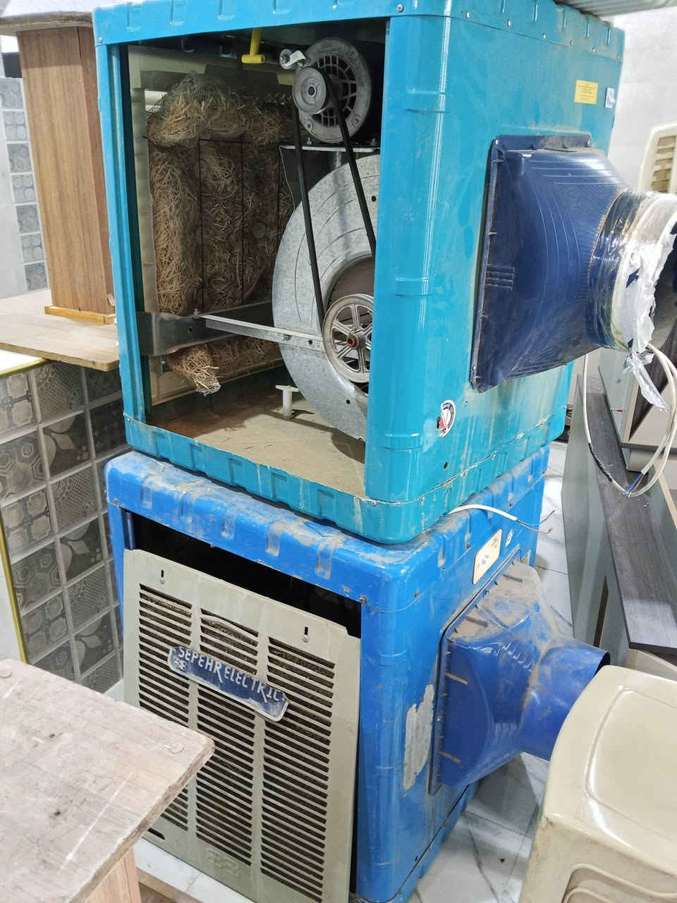 مبردات استخدام موسم واحد سعر المبردة 100


**إذا كنت صاحب هذا الإعلان وتريد حذفه لأي سبب، رجاءا أرسل رسالة إلى الدعم الفني**