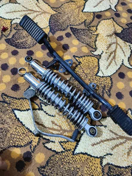 غراض دراجه ايراني للبيع 
70الف بيهن مجال 
مكاني البصره الموفقيه
رقمي ***********
