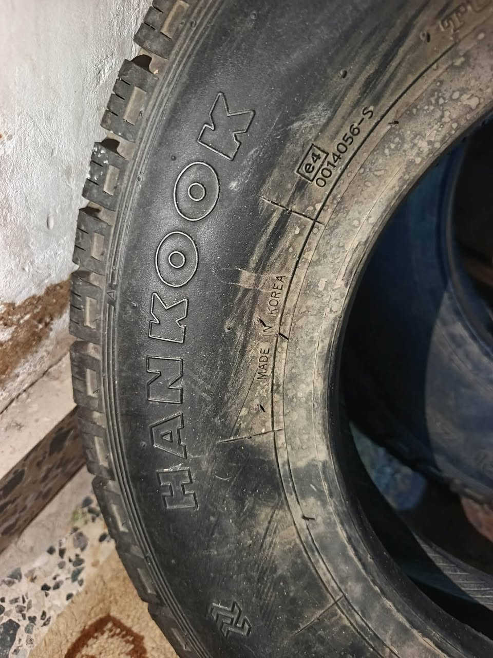 سلام عليكم تايرات للبيع مال كيه حمل مسكر 
اصلي صناعه كوري غير مستخدم بس متروكات 85 وبيهن مجال مكان بابل الحله ***********
