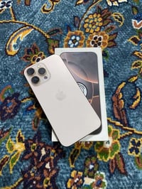 آيفون ١٦ برو ماكس • بطارية ١٠٠ • مشحون ٤٩ مرة