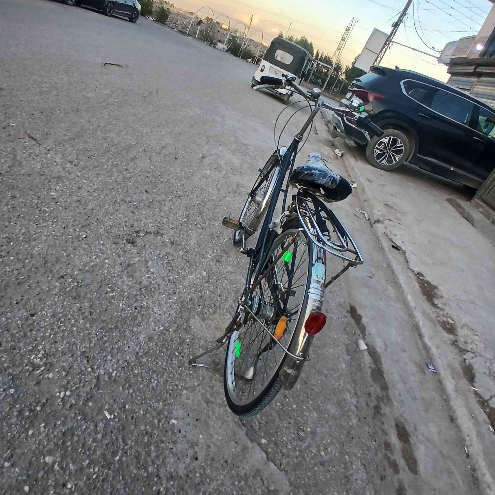 سلام عليكم بايسكل بناتي حجم 26 البيع باله
تايرات جدد بريك خلفي امامي جديد
داينمو جديد بايسكل نظيف حيل  فقط سرج
بايدر كله كامل 
سعر 85 الف
رقم واتساب 
***********
