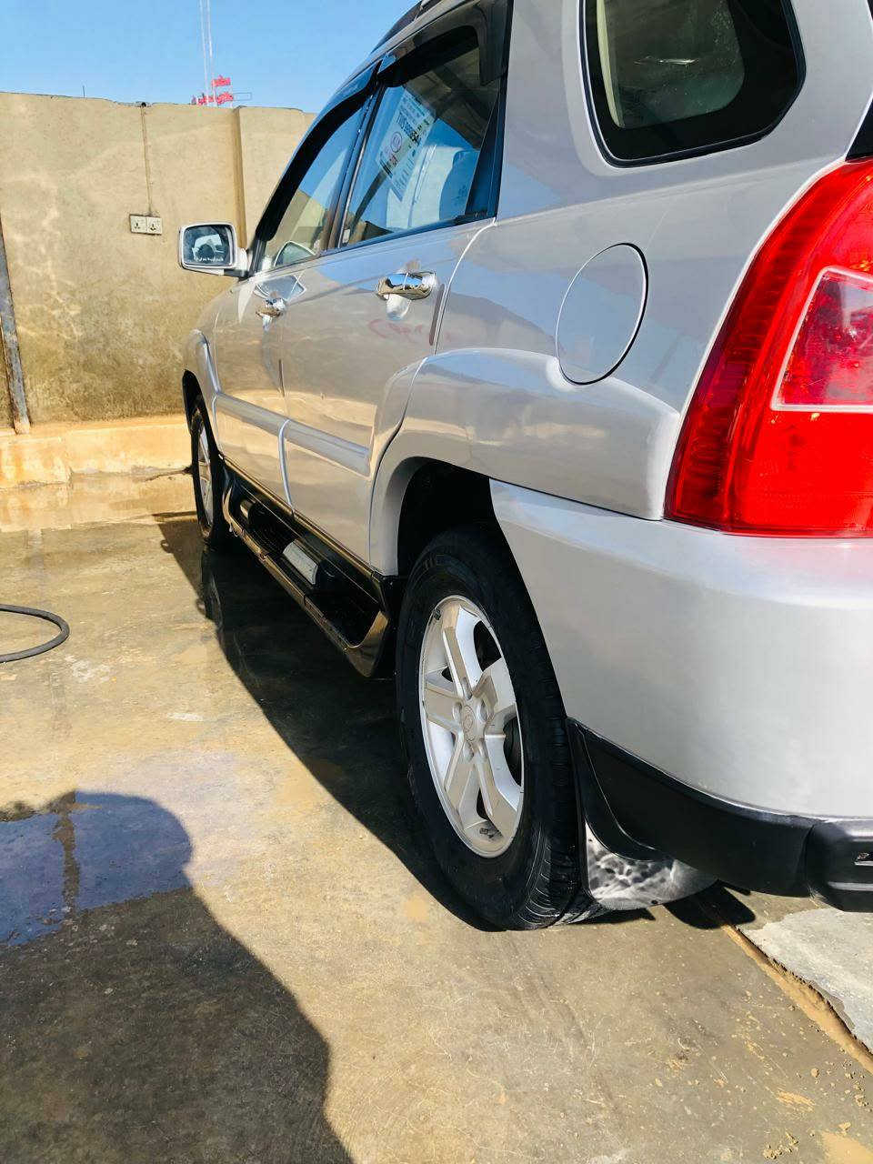 سيارة كيا سبورتج ٢٠٠٩ مكينه ٦ سلندر  ٢٧٠٠وارد خليجي دواخل بيجي بأسمي رقم بغداد مشروع وطني ل٢٠٢٦ السيارة مكفوله من الصبغ والضربه فتحه بالقمارة شاشه وكاميرا خلفيه و مثبت سرعه الگير نمرتين عادي واوتوا  فقط صبغ (الدعاميات والترايش للجماليه لا أكثر) عارضه ب125$ وبيه مجال بسيط. الديوانية
هاتف

***********

***********
