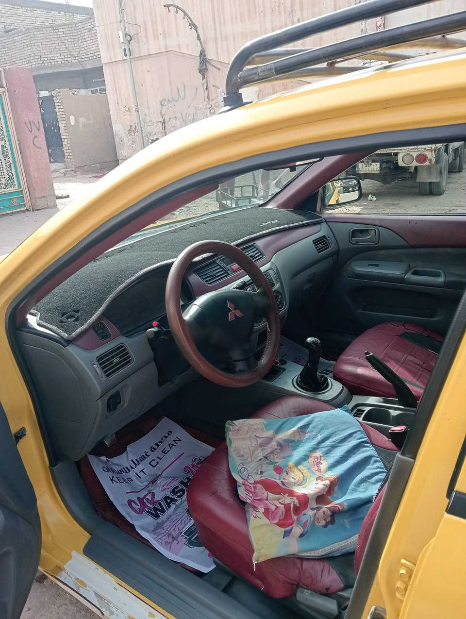 لانسر ٢٠١٠ كير عادي
مصفره هيئه وغرامات مثل ماموضح بالصور عوزها بعض الترتيب

 محرك  2000 تبريد تدفئة مكانهة بغداد مدينة الصدر سعر ب65 وبيه مجال
رقم  ***********
