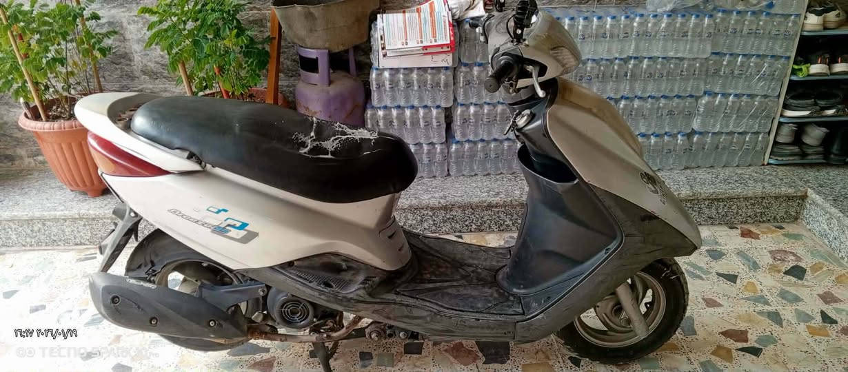 سلام عليكم بريز للبيع
الدراجه حلوه ومرتبه وناعمه 
بريكات جدد 
تايرات جدد
كهربائياة شغاله 
اشاير شغاله 
بنز خلفي  بريك  امبدله جديد.
كلجات امامي خلفي  امبدل جديد 
 بيه بس شغله وحده  دخانه من اشغله  وتكطع 
شاهد الله الدراجه ناعمه وحلوه ونضيفه  مكاني بغداد الشعب السريدات سعر 500وبيه مجال حك جيتك ول مو شراي لا يراسل


**إذا كنت صاحب هذا الإعلان وتريد حذفه لأي سبب، رجاءا أرسل رسالة إلى الدعم الفني**