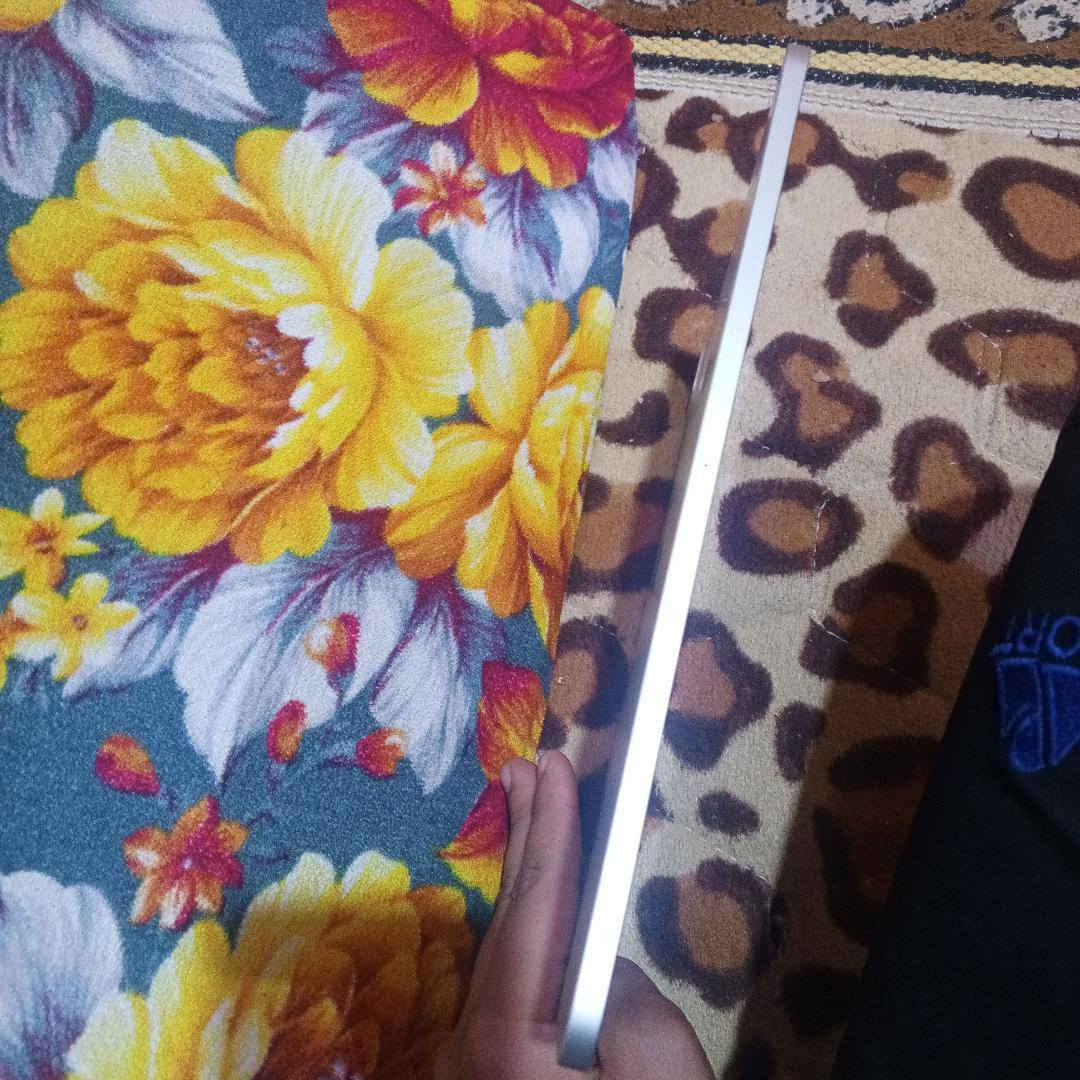 سلام عليكم ايباد برو معالج m2 ذاكره 256 طفه فجاء ماعرف شبي ابيع علا هل حطه بدون كارتون ايكلود موجود سعر 350 ويرهم مراوس *********** مكاني بغداد بلديات توصيل ماكو
