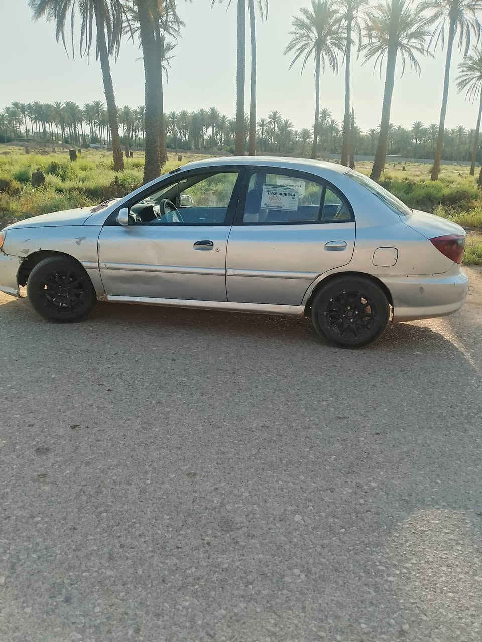 كيا ريو موديل ٢٠٠٢ كير اوتوماتيك مكينة جديده تخم تاير جديد باتري جديد السيارة حلوة بس شوية تخربط ٣٣$ورقة وبيها مجال بسيط ***********/***********
