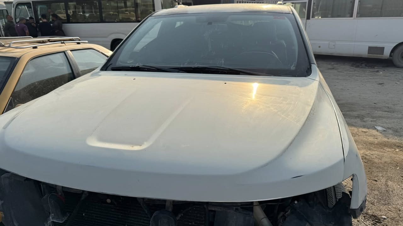 عندي جيب لاريدو فتحة جلد كاميرا حساسات خلفية إشارات بالمرايا
جاهزة من كل امور
كان بيها جراد لان لون اسود صبغناها عام 
صور واضحة قبل صبغ وبعد صبغ 
حادث امريكا كلين 
أبيع اقساط إلى موظف فقط
مدة اقساط ٢٠ شهر او سنة ونص
١٧٥ ورقة بالأقساط 
***********
