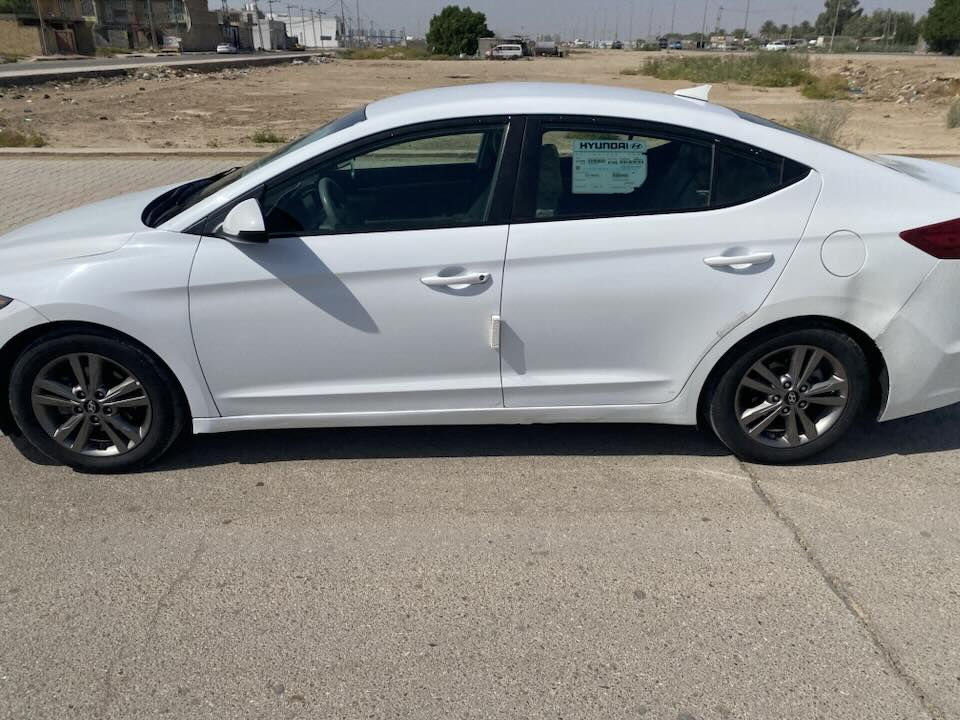 سيارة النترا 2018 امريكي للبيع
ماشيه 100 تقريباً
كير محرك تبريد جيد
رادارات امامية و جانبية
ثلاث انظمة السرعة
تحكم استيرن
كامره دوارة
شاشة كبيرة
تخم تايرات جدد
سنوية بإسمي تحويل ثاني يوم
رقم دولي بغداد
مكان السيارة واسط/العزيزية
السعر اتصال او الخاص او واتساب
***********
