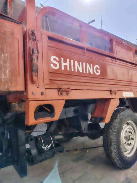 سلام عليكم
ستـوته للبيع موديـل20 اوراق اصـولـي. مـكينه خير من لله كهربائيات كلـها شـغاله ستـوته 4 جنـكال شاصـي مكفول ستـوته ماعـوزه ربع كـبل للشـارع 
السعـر 1900(ملـيون و900) وبيهه مجـال 
الاستفساࢪ ***********
