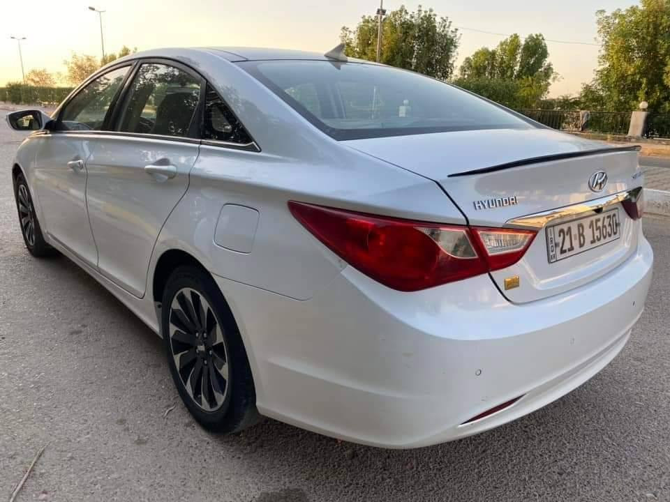 سوناتا 2011 خليجي رقم شمالي سليمانية الدولي باسمي فول مواصفات عدا البصمة لون ابيض صدفي بانوراما مري شفط کشن کهرباء مكفولة من الضربة والصبغ بيها تكحيلات بسيطة واضحة بالسونار مرفق ويا الصور محرك 2400 دوش  مكان السياره بالرمادي السعر 122
***********
