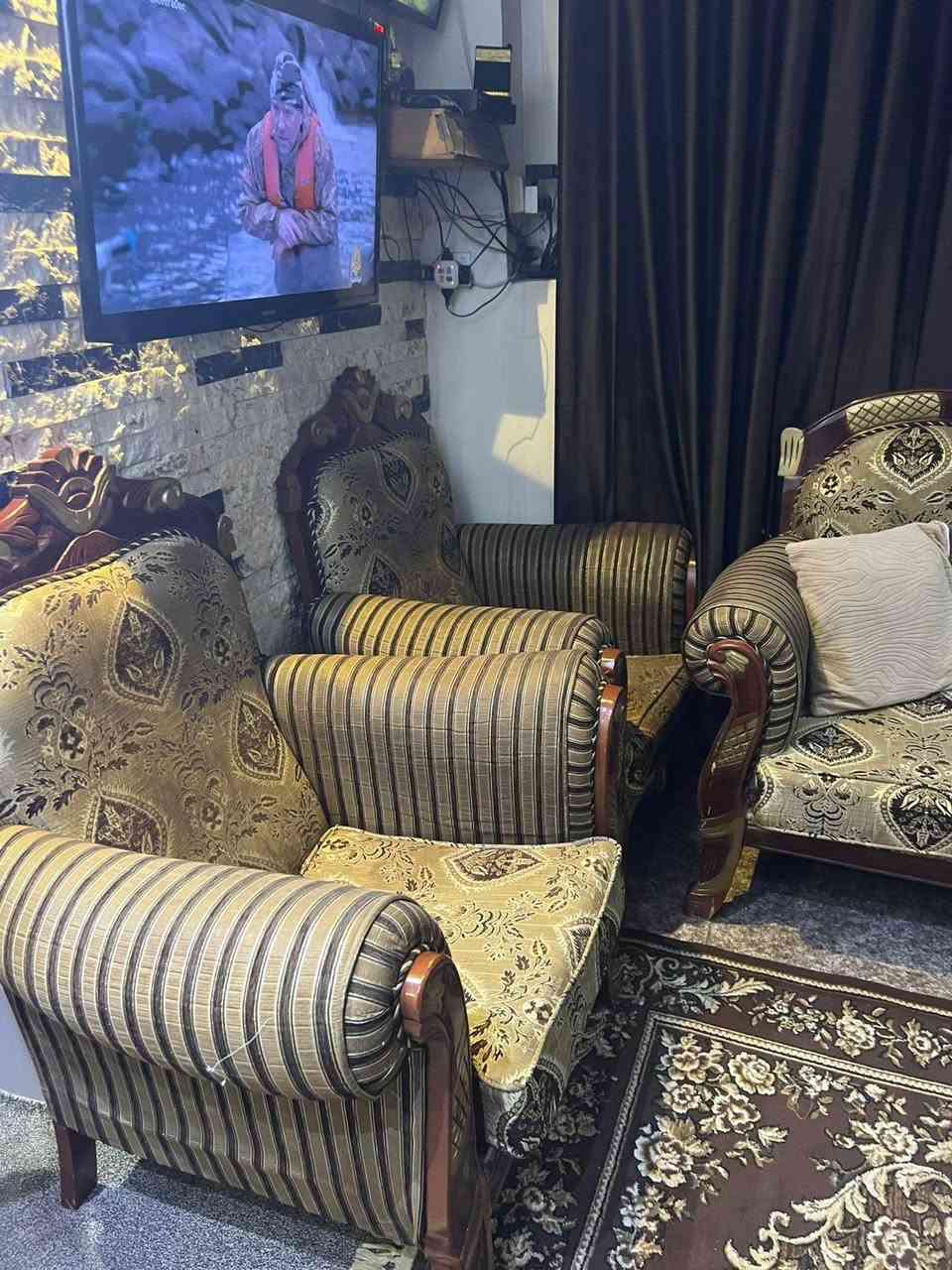 سلام عليكم تخم قنفات 10 مقاعد نوع مصري اسفنج عالي مضغوط السعر 550 الف بي مجال قليل
للاستفسار الاتصال على الرقم ***********
قرب جزيرة بغداد السياحية
