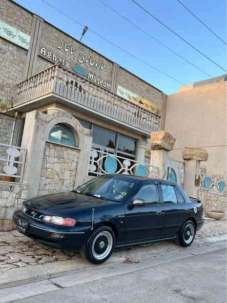 کیا سڤیا
مۆدیل ١٩٩٥
ئاڕم پلاستیک سلێمانی 
بێ لێدرا 
تەقەو ڕەقە بەشەرت 
چرکەی تێدا نیە 
کورە کراوە بۆ جوانی 
تاقم ویل سپۆڕت 
چوار تایە نوێ
مەکینە ١٦ و بەخ 
تەبرید لەسەر سویج سارد و گەرم  
ناوی لە دەرێ جوانترە 
دەشبول و شتی نەتەقیوە 
لایت و شتی کامل سپۆڕت کراوە 
کارەبایی کامل مەزبوت 
چوار جام کارەبایی 
شاشە ئایپاد
مەکینە،گێڕ،ئاڕم،ئەوەلیات،بڕاوە،لێدرا بەشەرت 
سەیارەکە ماڵی دۆستە یەک دینار مەسروفی نیە 
سعری ٣٢ وەرەقەو معامەلەیەکی زۆر زۆر کەم 
بۆ زانیاری زیاتر پەیوەندی بەم ژمارە تەلوفۆنەوە بکە 
شوێن.کۆیە
***********
*********** كويسينجاك
