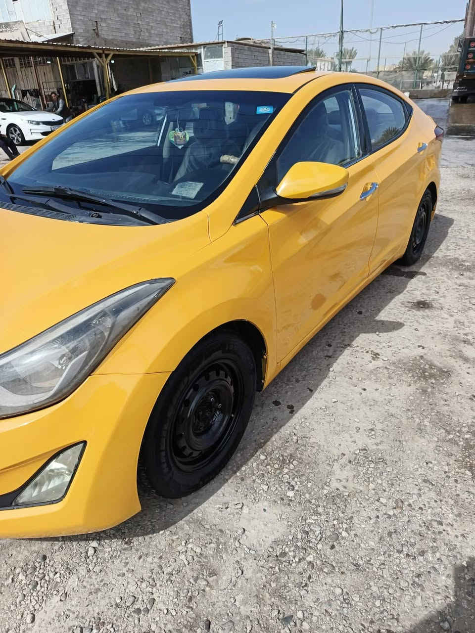 النترا مديل 2015 خليجي فول موصفات واحد ع واحد  رقم مثنى مصفره هيئه وغرامات بسمي السياره 

مكينه 1800 لا تبخير ولا تنقيص
كير جديد 

السنوار مرفق وي الصور  سعر السياره 110 وبيها مجال للطيبين مكان السياره الديوانيه *********** 
الموشراي لا يتصل
