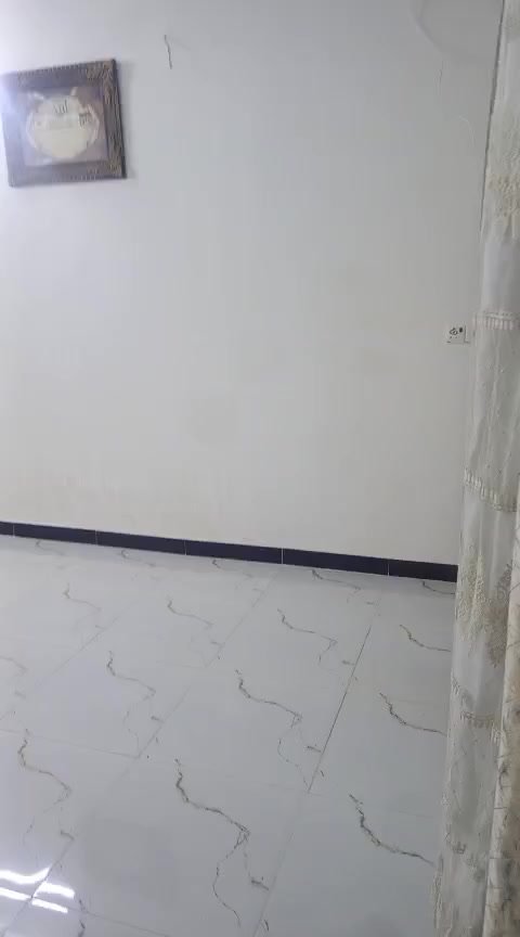 السلام عليكم بيت للبيع بالمعمل قرب الدائره المي والمجاري الاستفسار الانتصال على هذا الرقم ***********
