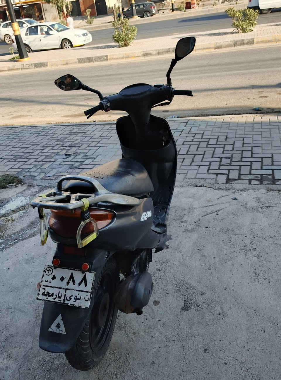 السلام عليكم ماطور لكزز  معمر جديد عام سعر يجني عل 📞*********** محرك اخرس
وارمنيه شغال
