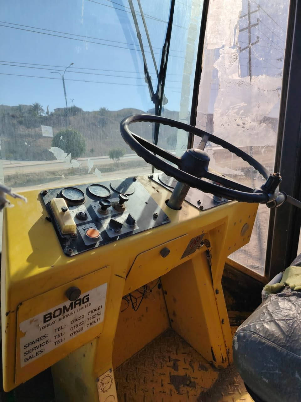 للبيع موديل 96 مكانها رمادي مكينه 13 جاهزه السعر 230
***********
