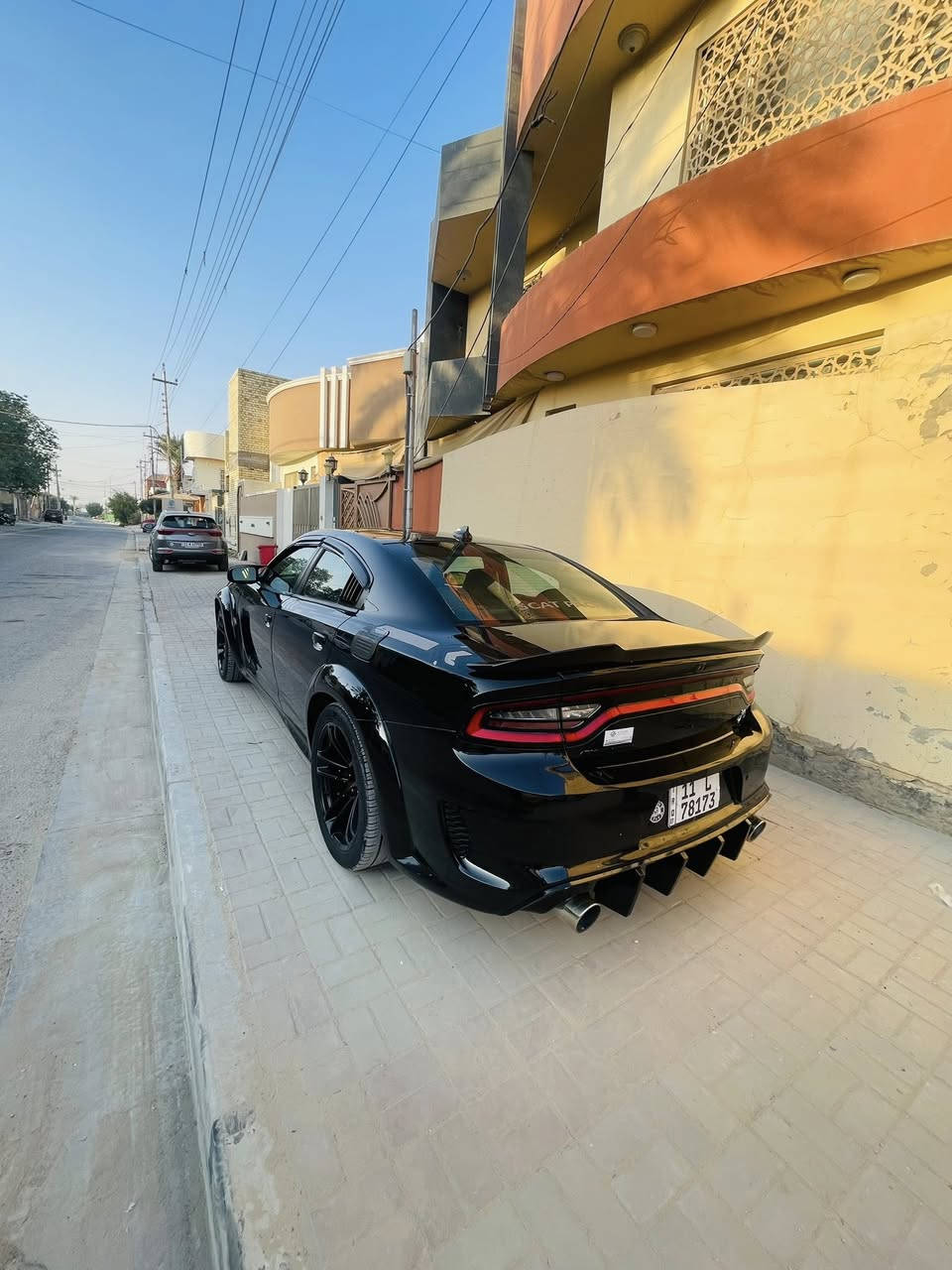 سلام عليكم شباب
جارجر سكات باك موديل ٢٠١٩  
كت وايد بدي  كامل 
 اويل كاج كان  
دركة rpm 
دبات موبار اصلية 
السيارة ستوك بدون تفريغ او اي تزويد
السياره جاهزه بدون اي نقص او ملاحظة 
مكية كير حداديه كهربائيات كفالة
حادث امريكا كشن السائق فقط حرق وصار صبغ بالقماره شي قليل
السعر ٢٠٧$
*********** متوفر واتساب

