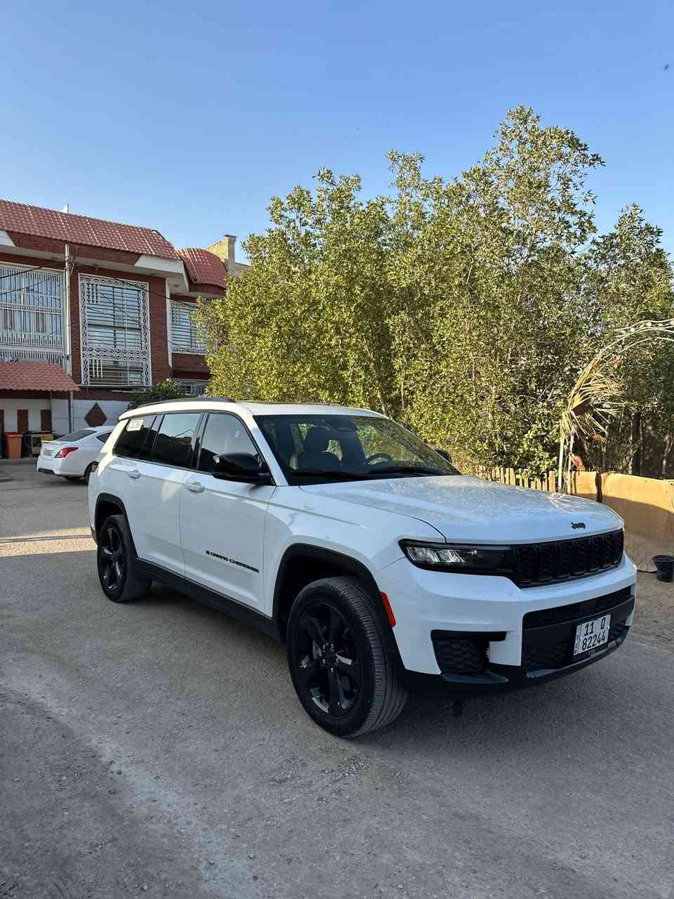 السلام عليكم 

جيب شيروكي 2023 
السياره فول مواصفات للاخير 
ميحتاج اشرح عنهه حادثهه مرفق ب صور 
مكان السياره بابل 
السعر 245 
للاتصال :*********** /اتصال فقط
