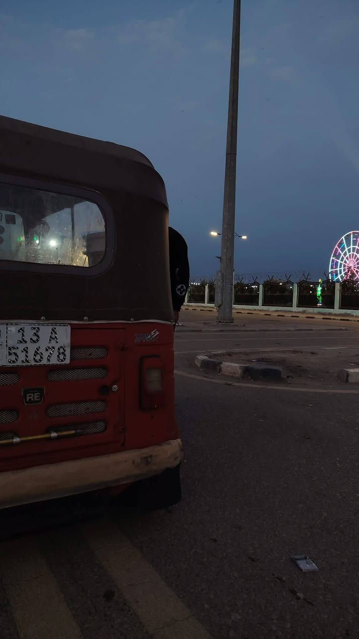 السلام عليكم تكتك البيع عشرين 12 مرقّم بسمي مداور ثاني يوم تكتك جاهزه مجهزه بوجك الشارع بس الغد بي نص رش ولباقي كفالة مكينه ابس بوشه وبستم مكينه خرسه *********** السفتاار تصل عل ارقم خاص مغلق
