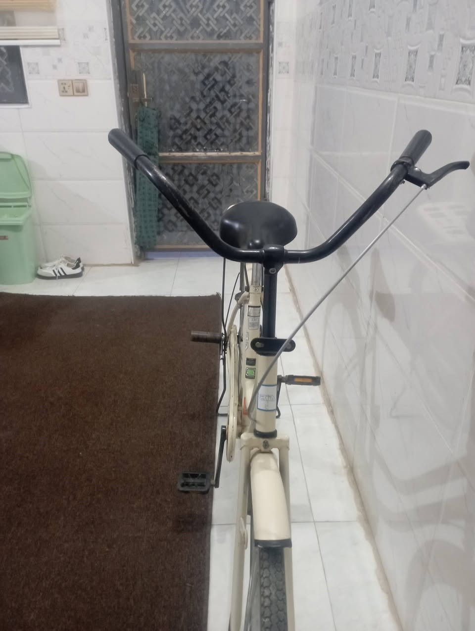 السلام عليكم باسكل للبيع
الون حليبي
شركه بيدي الباسكل نضيف كلش 
السعر 90وبي مجال الشراي بي خير ويدلل 
عنواني حي العسكري قرب جامع زيد العابدين 
متواجد
 واتساب ***********2
وفيس طبلي خاص وبيك خير وتدلل💜
