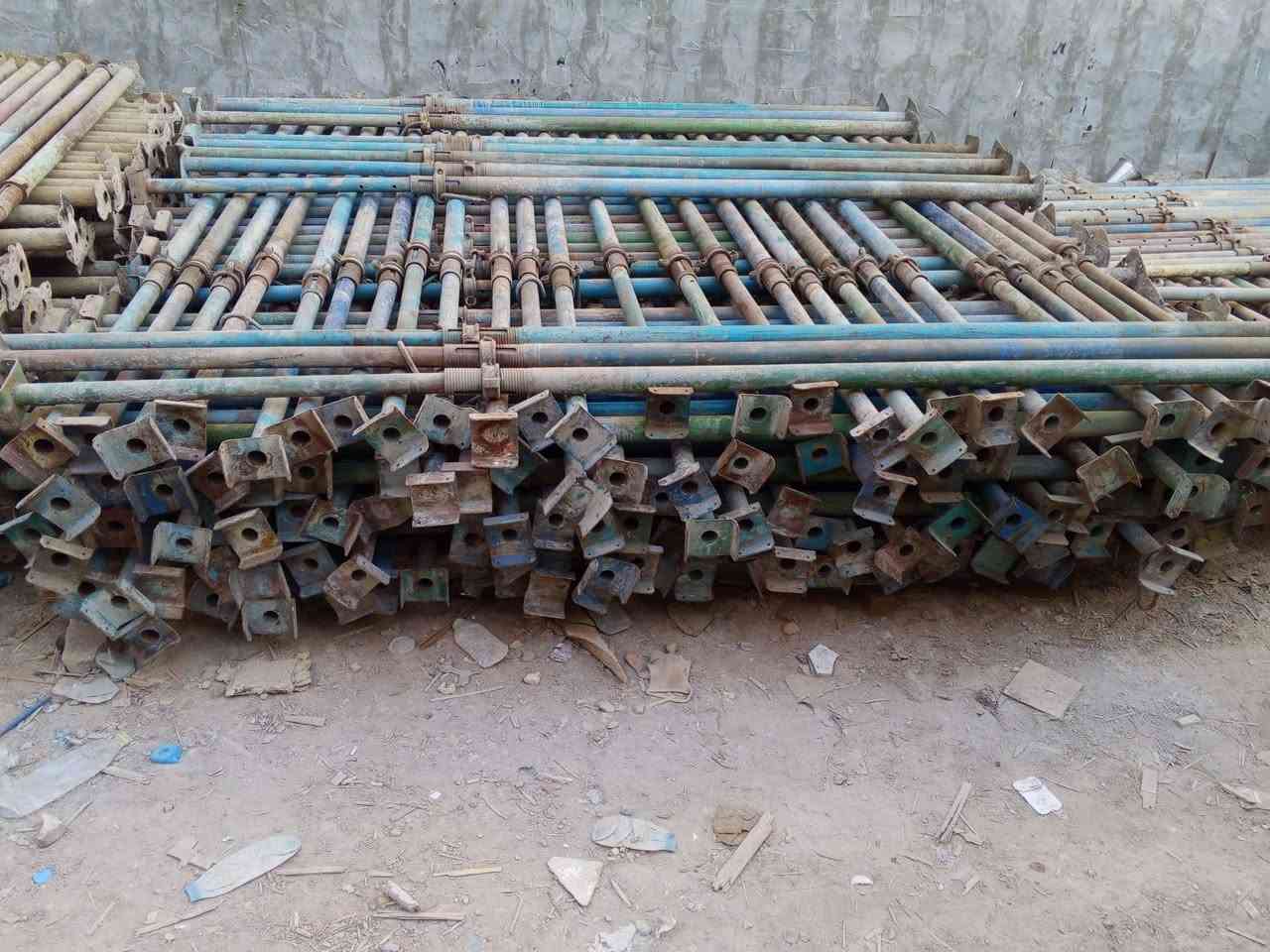 جكات حاظن نظيف طول خمسه متر
العدد 236 للاستفسار الاتصال على الرقم ***********
 الحله
