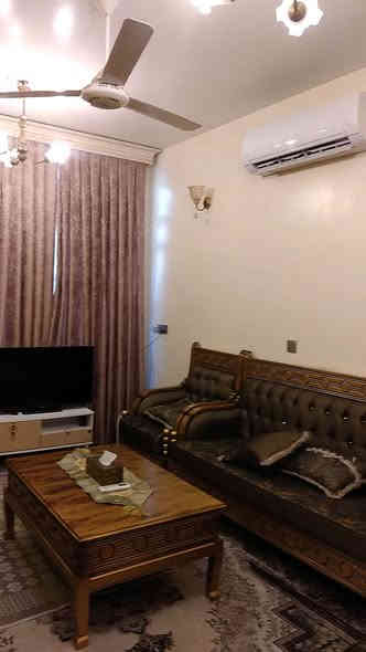 بيت للبيع في الامين الفلكة المشجرة قرب جامع الرسول قريب على القناة والخدمي، 75م طابقين ونص واجه 4الاربع بناء حديث ***********
