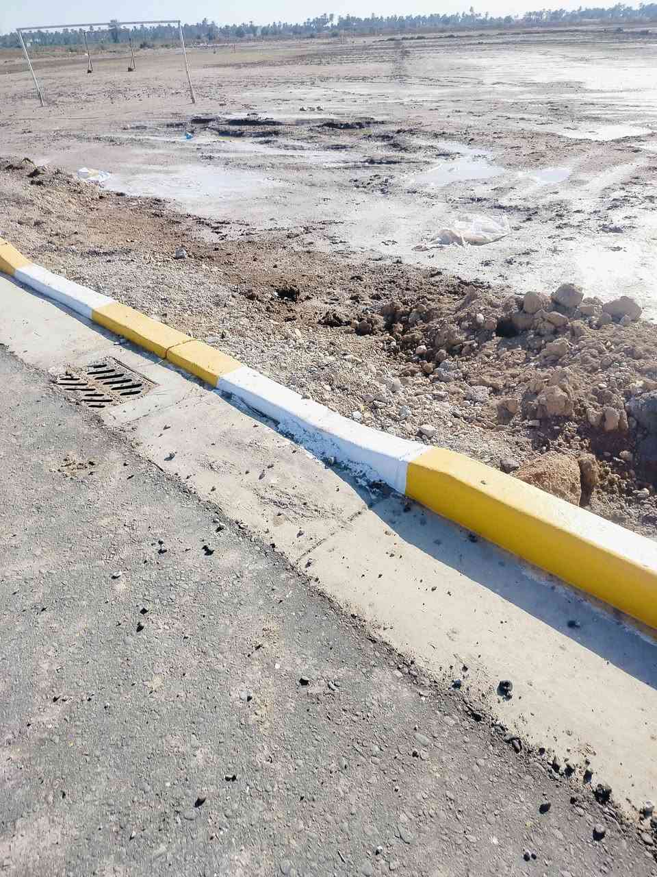 قطعتين للبيع  لوحده 200متر خدمات كامله بل مجبس حي لصدر لستفسار 👈***********
