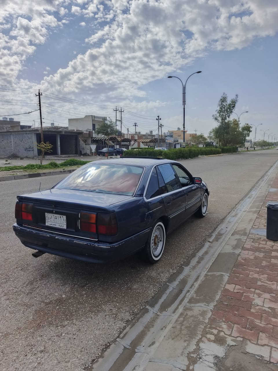 سلام عليكم  للبيع ومراوس موديل1991 محرك 3000مسكر كير محرك حاويه شرط غرفته جديد ابطاين جدد +دشبول كامل جديد + كيج الاكتروني +صدر جديد +كهربائية كله شغال كله عل بلاد رقم كركوك شرط تحويل سعر 40بي مجال رقم هاتف *********** مكاني كركوك
