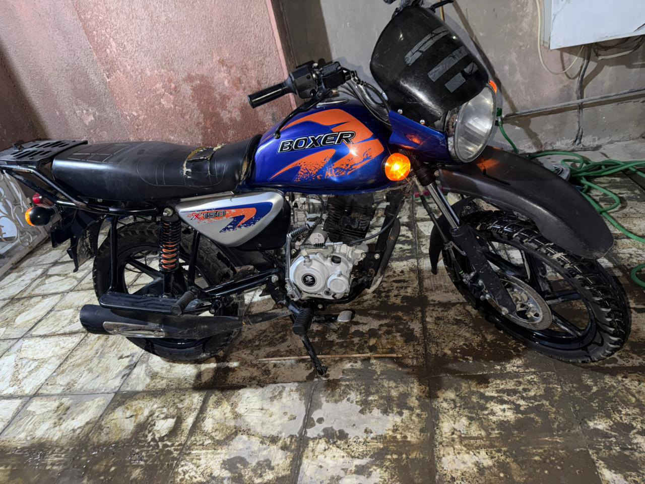 بوكسر 23 اوراق بيهة خيط تبخير دراجه نضيفه مكاني بغداد الدوره
***********
